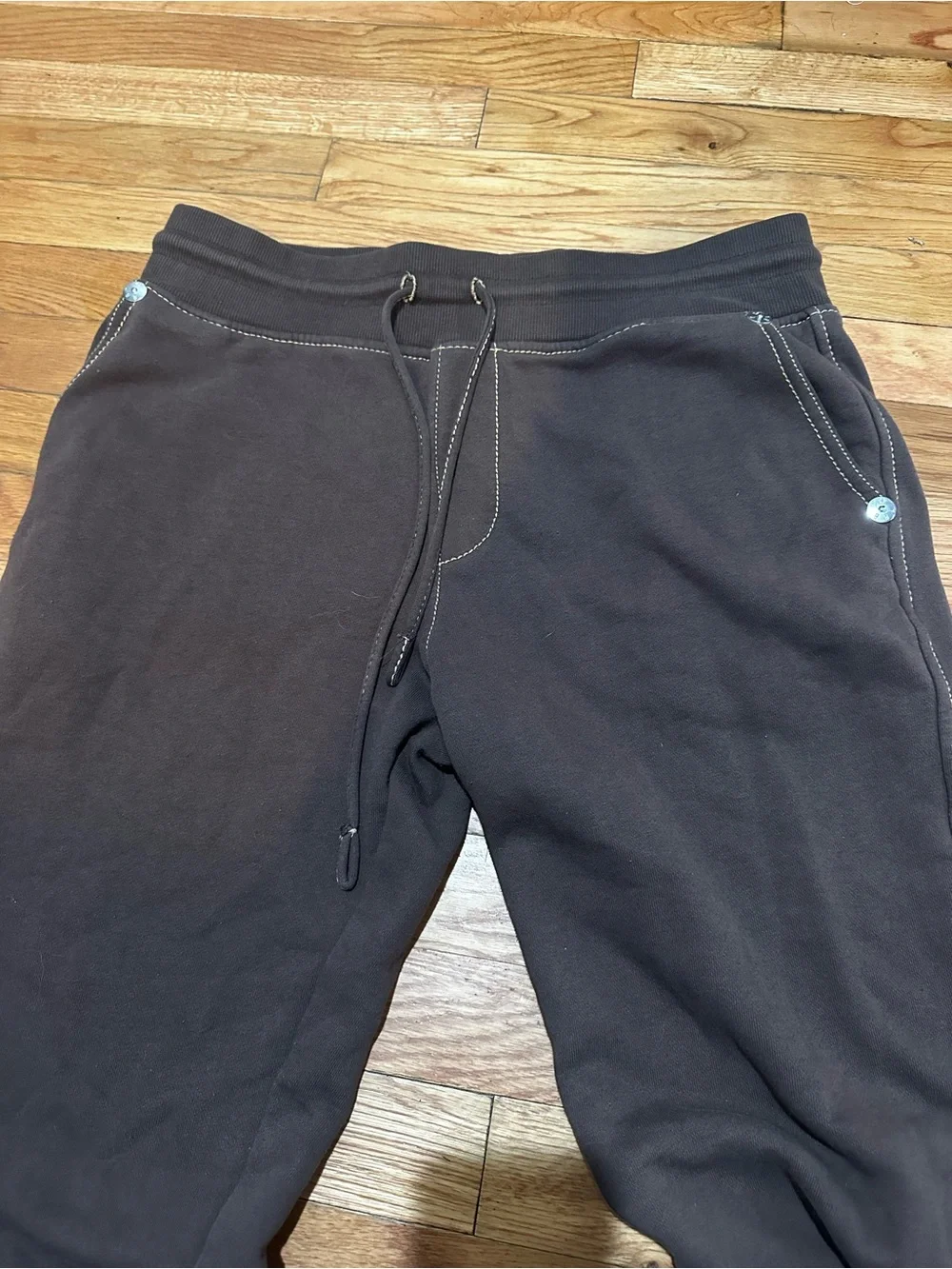 True Religion Men’s Brown Sweatpants Straight Leg Drawstring Travel Comfort Med